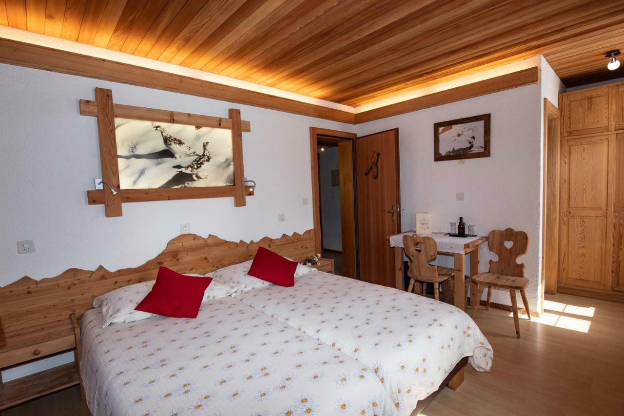 Hotel De Moiry Superieur غريمينتز المظهر الخارجي الصورة